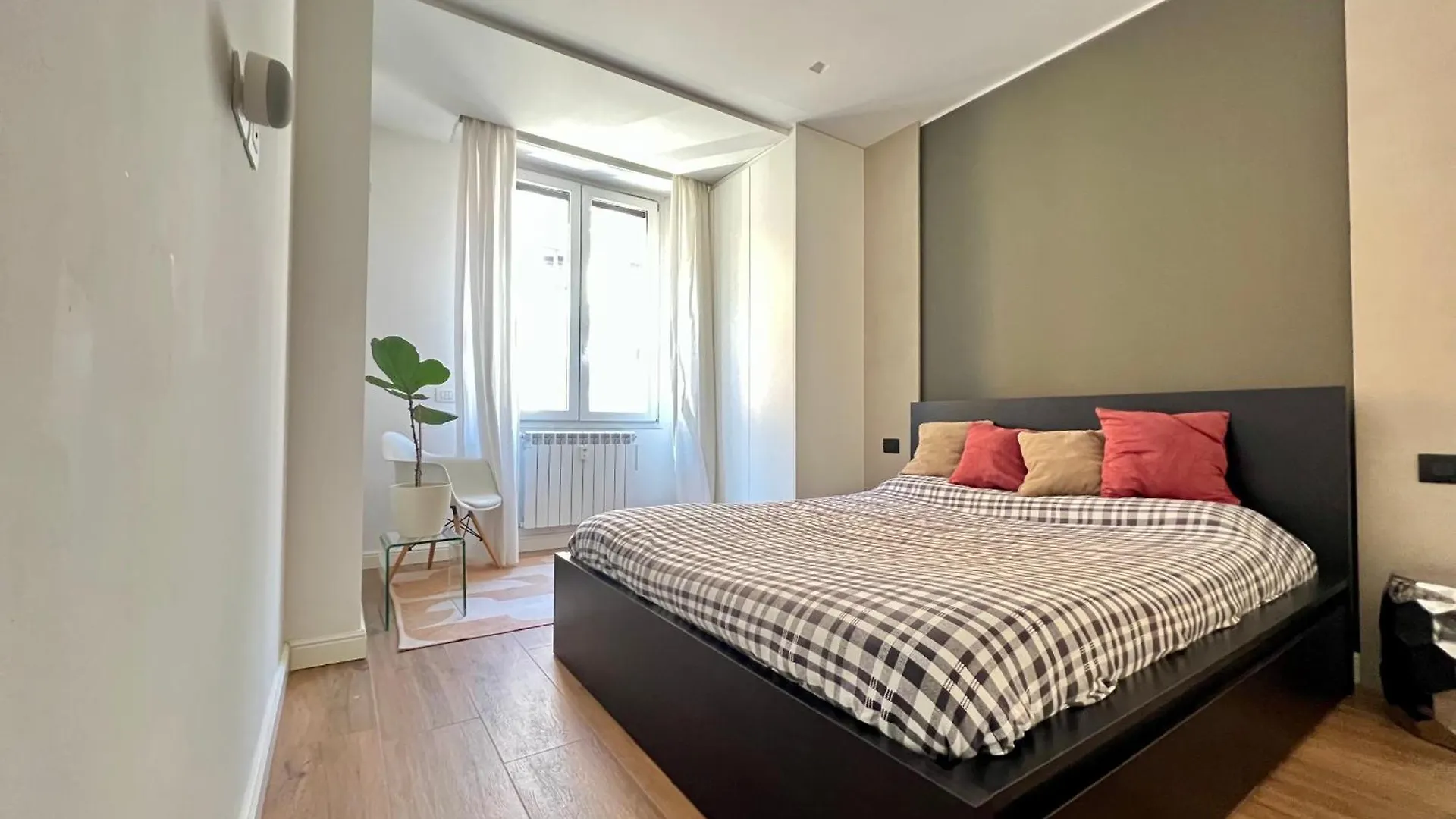 Big Luxury - California M4 Apartment Milan Italy