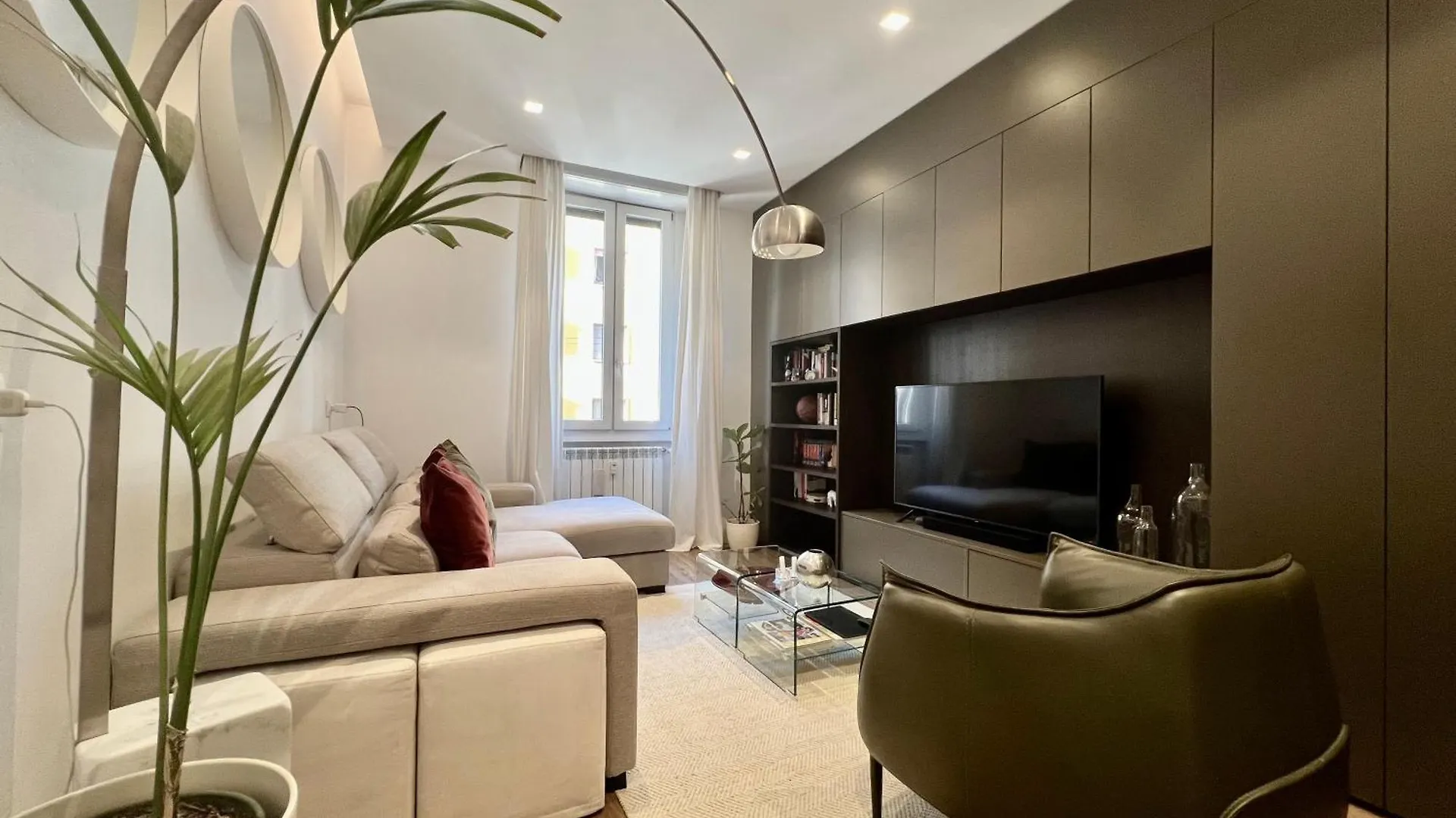 Big Luxury - California M4 Apartment Milan Italy