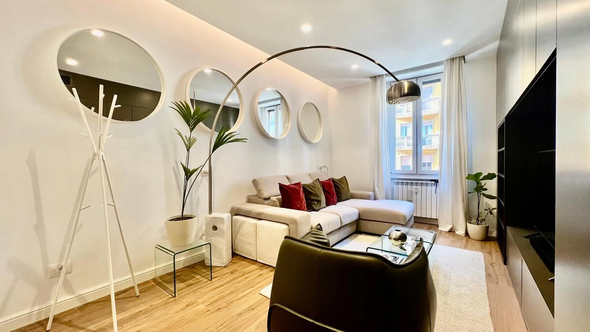 Big Luxury - California M4 Apartment Milan 0*,