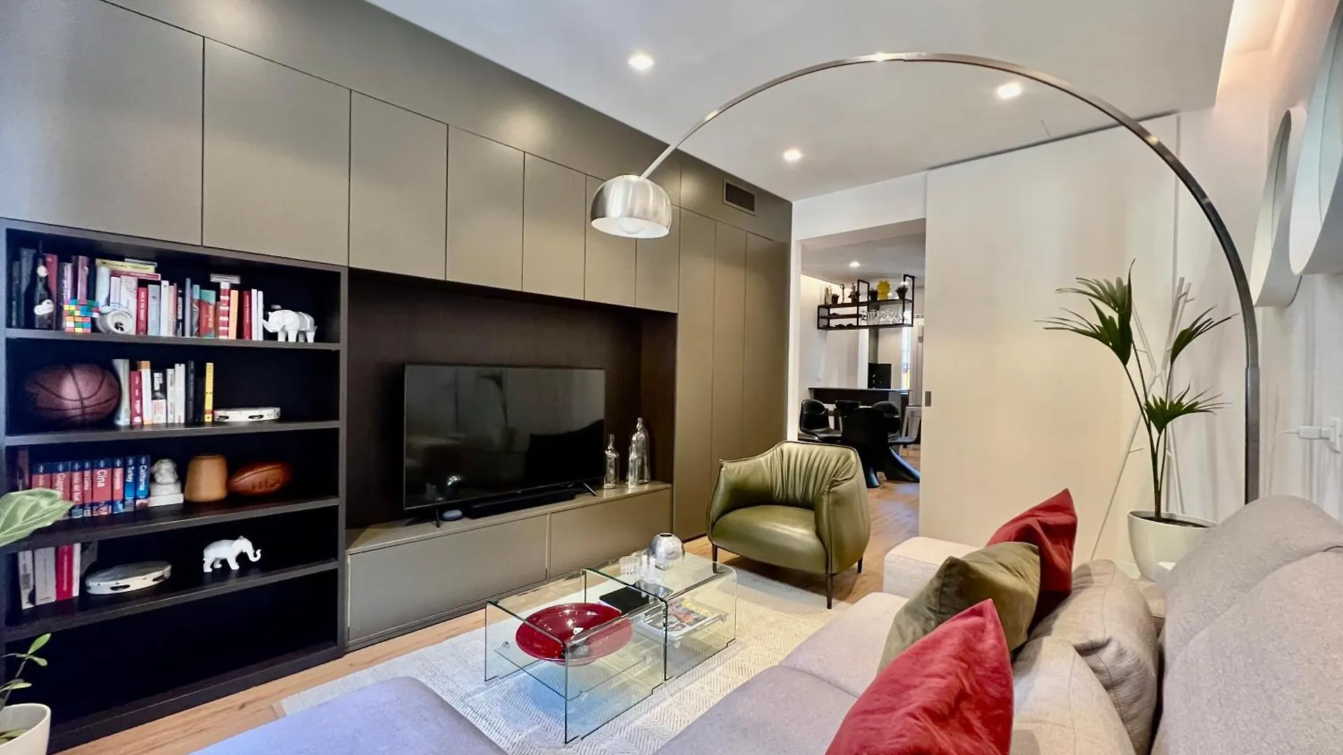 Big Luxury - California M4 Apartment Milan